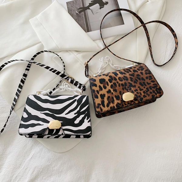 evening bags vintage animal pattern printing pu crossbody bag casual women chain small purse summer shoulder for wallet
evening bags vintage animal pattern printing pu crossbody bag casual women chain small purse summer shoulder for wallet