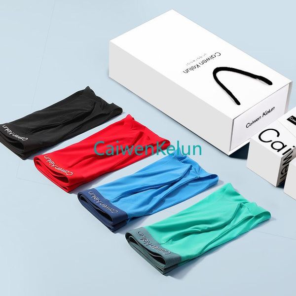underpants 4-piece gift box men's underwear triangle ice silk summer ultra-thin breathable seamless boxed, Black;white
underpants 4-piece gift box men's underwear triangle ice silk summer ultra-thin breathable seamless boxed, Black;white