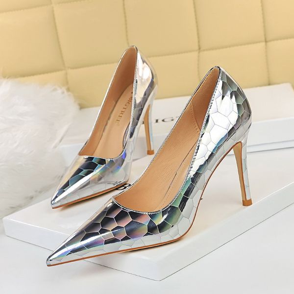 dress shoes bigtree sapatos de salto alto couro feminino, calçados metal com estampa pedra, estilo stiletto para mulheres, tamanho 43, novo, Black
dress shoes bigtree sapatos de salto alto couro feminino, calçados metal com estampa pedra, estilo stiletto para mulheres, tamanho 43, novo, Black