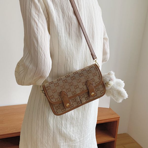 70% s cambridge summer new printed korean small square bag trend single shoulder messenger bag
70% s cambridge summer new printed korean small square bag trend single shoulder messenger bag
