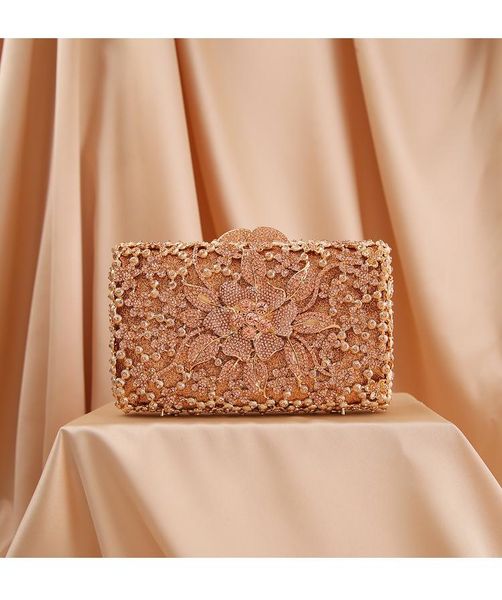 women flower hollow out champagne crystal rhinestone evening bags clutch bag wedding bridal metal handbag clutches wallet
women flower hollow out champagne crystal rhinestone evening bags clutch bag wedding bridal metal handbag clutches wallet