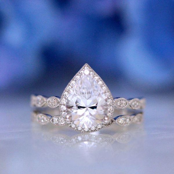 classic fashion jewelry women ring set austrian attractive large drop crystal cz rings party wedding charming gifts, Slivery;golden
classic fashion jewelry women ring set austrian attractive large drop crystal cz rings party wedding charming gifts, Slivery;golden