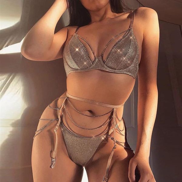 bras sets chic drilling women three piece low cut backless bra thong panty multilayer metal chain garter luxury outfits, Red;black
bras sets chic drilling women three piece low cut backless bra thong panty multilayer metal chain garter luxury outfits, Red;black