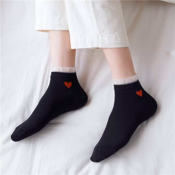 summer thin breathable mh lace female love stripe lovely student cotton socks, Red;black
summer thin breathable mh lace female love stripe lovely student cotton socks, Red;black