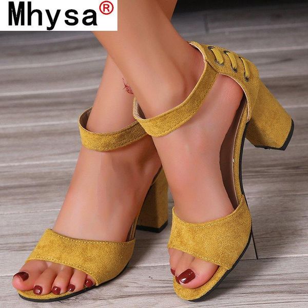 summer fashion round head open toe women's sandals retro buckle outdoor comfortable casual high heels, Black
summer fashion round head open toe women's sandals retro buckle outdoor comfortable casual high heels, Black