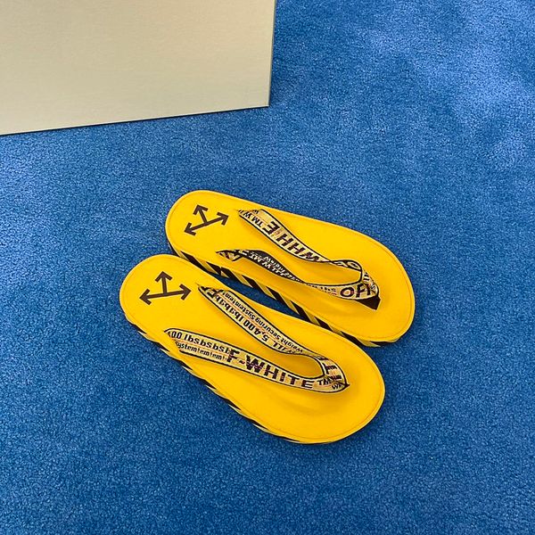 2021 men beach slippers spring summer fashion trend men flip flops true leather slippers men shoes flat slippers 8 colors size 38-45, Black
2021 men beach slippers spring summer fashion trend men flip flops true leather slippers men shoes flat slippers 8 colors size 38-45, Black