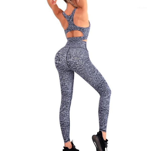 yoga outfit printed color set women's sports fitness quick-drying self-cultivation peach hip clothes gym two-piece suit
yoga outfit printed color set women's sports fitness quick-drying self-cultivation peach hip clothes gym two-piece suit
