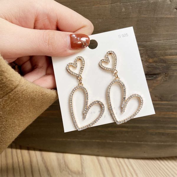 full diamond size double love pendant earrings women's long diamond hollow heart earrings, Golden
full diamond size double love pendant earrings women's long diamond hollow heart earrings, Golden
