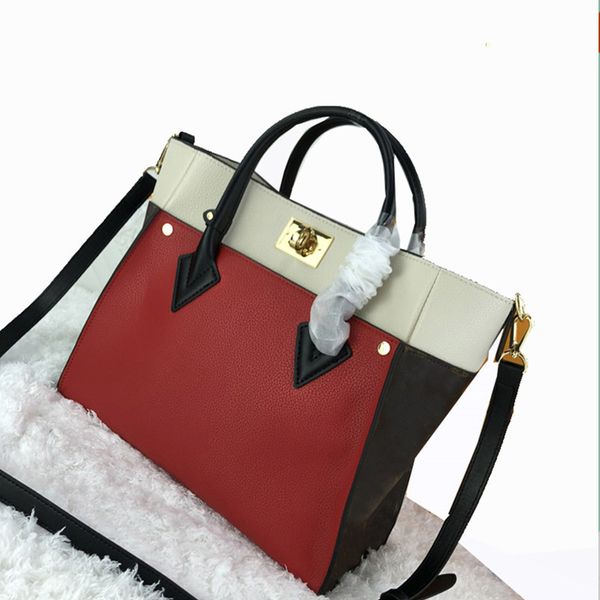 high-quality genuine leather bag ladies fashion one-shoulder messenger bags stitching contrast color handbag classic business large-capacity
high-quality genuine leather bag ladies fashion one-shoulder messenger bags stitching contrast color handbag classic business large-capacity