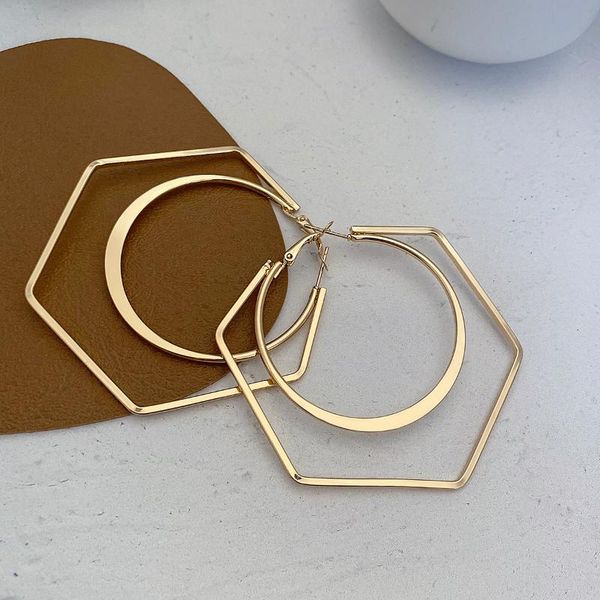 trendy unique design geometric hoop earrings women circle round statement jewelry party gift & huggie, Golden;silver
trendy unique design geometric hoop earrings women circle round statement jewelry party gift & huggie, Golden;silver