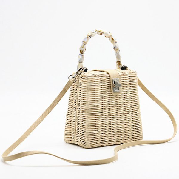 2021 new summer female bags fashion pearl handbag straw small square bag handmade shoulder bag pure color designer tide
2021 new summer female bags fashion pearl handbag straw small square bag handmade shoulder bag pure color designer tide