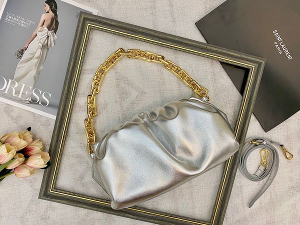 designers luxury bags design leather party plain handbag pleated clouds bag drawstring tote ruched single shoulderpackage strap clutch
designers luxury bags design leather party plain handbag pleated clouds bag drawstring tote ruched single shoulderpackage strap clutch