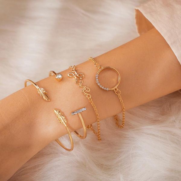 link, chain fashion word love leaf circle bracelets for women simple full rhinestone gold color alloy wedding gifts jewelry, Black
link, chain fashion word love leaf circle bracelets for women simple full rhinestone gold color alloy wedding gifts jewelry, Black