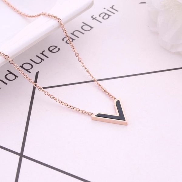 chain necklace for women rose gold women's letter v pendant stainless steel accessories boho jewelry necklaces, Silver
chain necklace for women rose gold women's letter v pendant stainless steel accessories boho jewelry necklaces, Silver