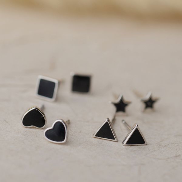 s925 silver black geometric drop by triangle square heart-shaped five pointed star stud simple men and women
s925 silver black geometric drop by triangle square heart-shaped five pointed star stud simple men and women