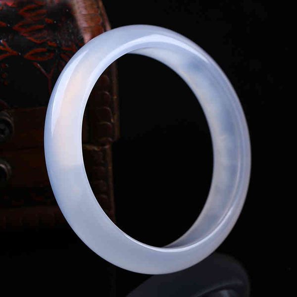 chinese style products natural ice white agate bracelet crystal jade pith round fashion women's
chinese style products natural ice white agate bracelet crystal jade pith round fashion women's