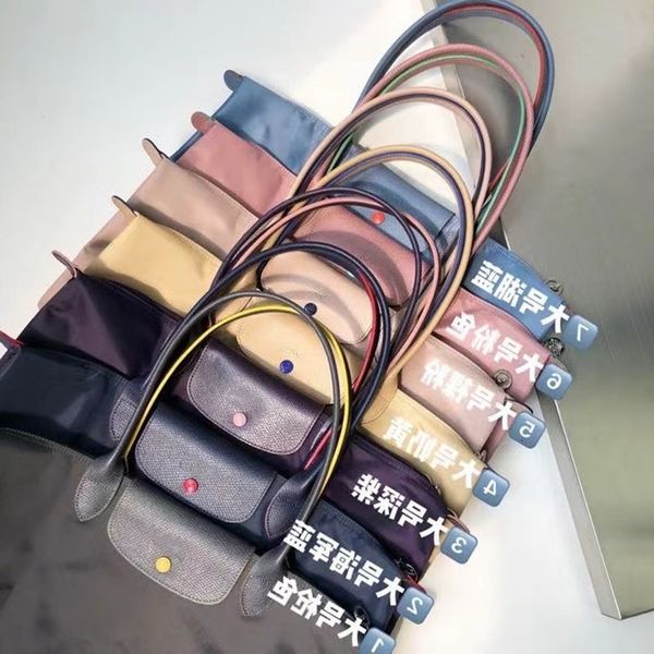 high version leather lc long handle dragon bag female embroidered horse 70th anniversary hand single shoulder mommy
high version leather lc long handle dragon bag female embroidered horse 70th anniversary hand single shoulder mommy
