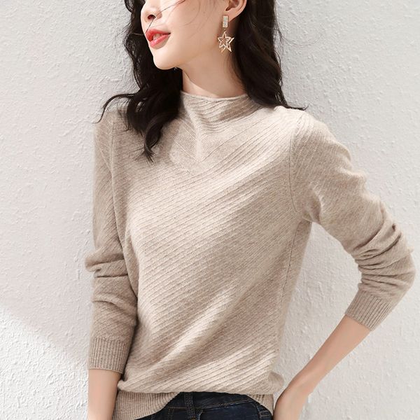 2021 autumn winter new 100% pure wool semi-high round neck woolen sweater womens slim slim pullover warm and light sweate, White;black
2021 autumn winter new 100% pure wool semi-high round neck woolen sweater womens slim slim pullover warm and light sweate, White;black
