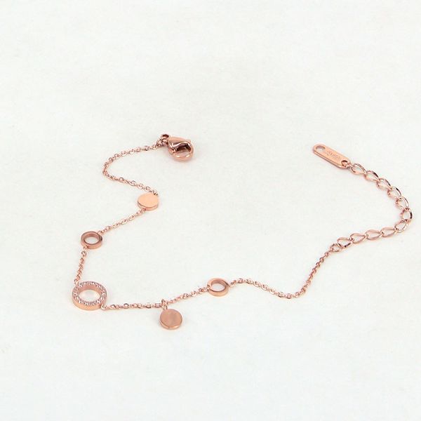 o1-411 temperament multi hollow cnc micro diamond circle rose gold chain fashion women's personalized foot jewelry, Red;blue
o1-411 temperament multi hollow cnc micro diamond circle rose gold chain fashion women's personalized foot jewelry, Red;blue