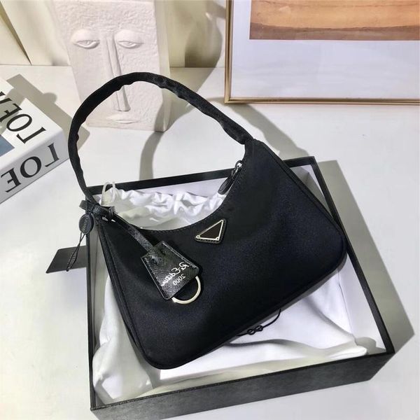 luxury two-tone totes bags high fashion plain handbags hobo women 2021 mini crossbody bag purses designer quality shoulder nylon b maldn des
luxury two-tone totes bags high fashion plain handbags hobo women 2021 mini crossbody bag purses designer quality shoulder nylon b maldn des
