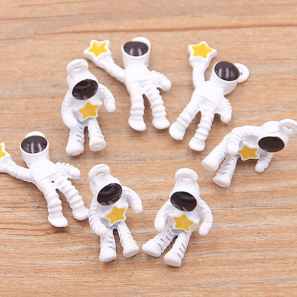 pulchritude 10pcs 2 style 2 size metal alloy white yellow alien charms astronaut pendants for jewelry making diy handmade craft, Bronze;silver
pulchritude 10pcs 2 style 2 size metal alloy white yellow alien charms astronaut pendants for jewelry making diy handmade craft, Bronze;silver