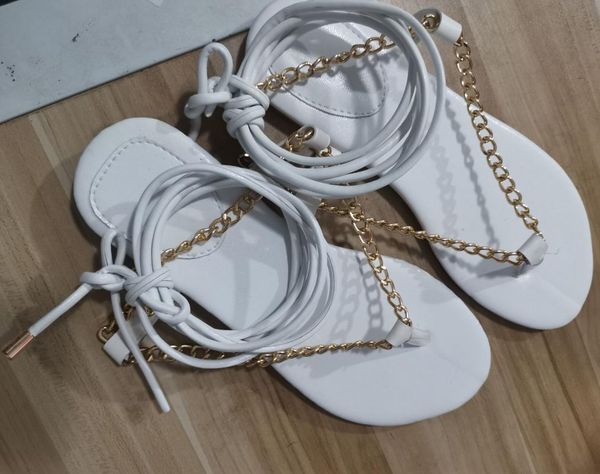 large size 43 summer style ladies sandals flat ankle strap chain decoration clip toe open women shoes, Black
large size 43 summer style ladies sandals flat ankle strap chain decoration clip toe open women shoes, Black