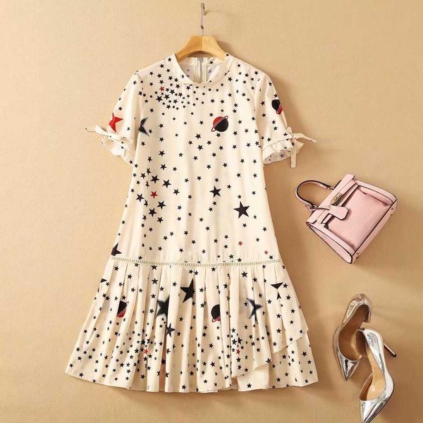 est designer women's summer fashion short sleeve o-neck stars printed pleated mini dress 210526, Black;gray
est designer women's summer fashion short sleeve o-neck stars printed pleated mini dress 210526, Black;gray