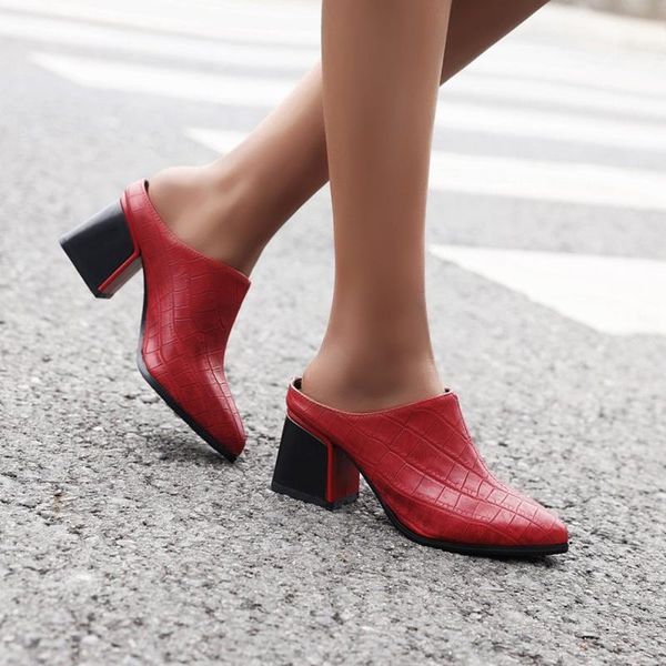 slippers women pointed toe summer mules shoes pu leather thick heel flip flops non-slip sandalia black plus size 43
slippers women pointed toe summer mules shoes pu leather thick heel flip flops non-slip sandalia black plus size 43