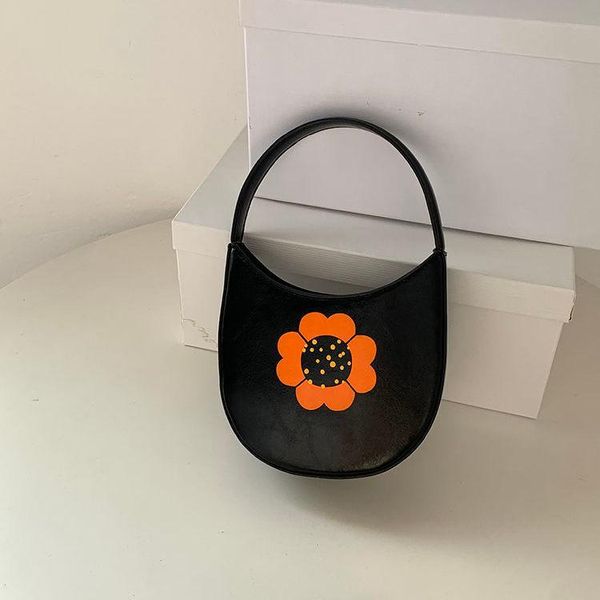 solid color pu leather women shoulder crossbody bag vintage design female flower handle bags fashion simple ladies purses evening
solid color pu leather women shoulder crossbody bag vintage design female flower handle bags fashion simple ladies purses evening