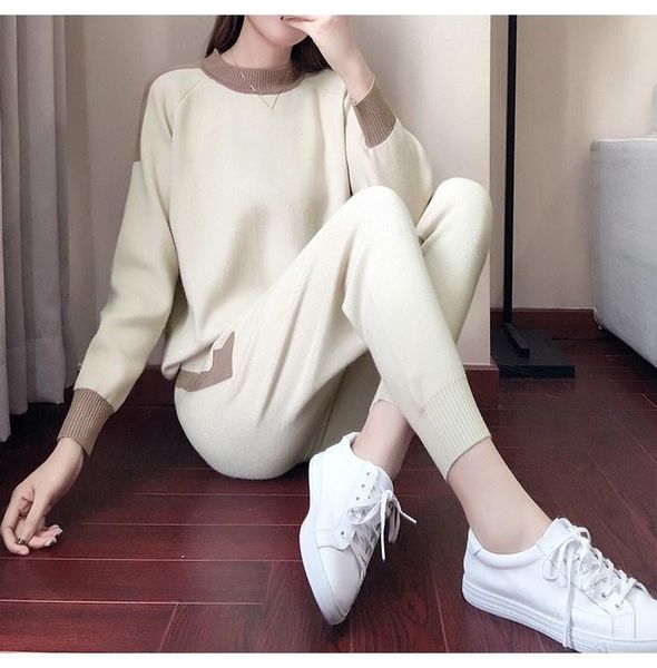 women's tracksuits 2021 autumn winter woman two pieces set casual sweater and pencil pants knitted suits pockets outfits, Gray
women's tracksuits 2021 autumn winter woman two pieces set casual sweater and pencil pants knitted suits pockets outfits, Gray