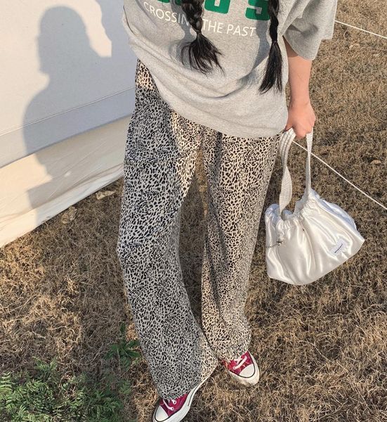 summer leopard print pants loose straight casual slimming wide-leg drape sports pants women 210522, Black;white
summer leopard print pants loose straight casual slimming wide-leg drape sports pants women 210522, Black;white