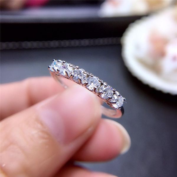 0.1ct moissanite 925 sterling silver rings main stone 3mm round brilliant cut vvs1 fashion jewelry for women test passed cluster, Golden;silver
0.1ct moissanite 925 sterling silver rings main stone 3mm round brilliant cut vvs1 fashion jewelry for women test passed cluster, Golden;silver