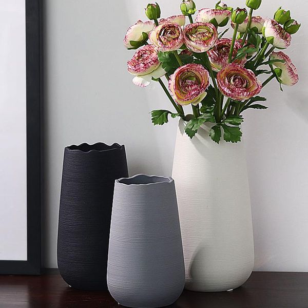 vases jingdezhen ceramic handicraft decoration creative brushed vase nordic home decorations wholesale
vases jingdezhen ceramic handicraft decoration creative brushed vase nordic home decorations wholesale