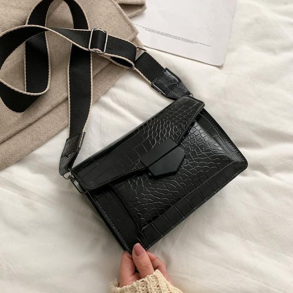 duffel bags 2021 mini handbags women fashion ins ultra fire retro wide shoulder strap messenger bag purse simple style crossbody
duffel bags 2021 mini handbags women fashion ins ultra fire retro wide shoulder strap messenger bag purse simple style crossbody