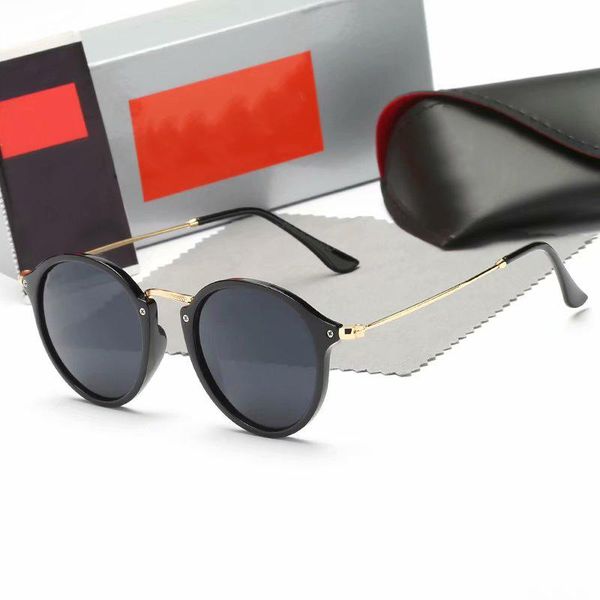 sunglasses y4 2021 men cool leisure vintage semicircle frame women fashion luxury on the beach with original box, White;black
sunglasses y4 2021 men cool leisure vintage semicircle frame women fashion luxury on the beach with original box, White;black