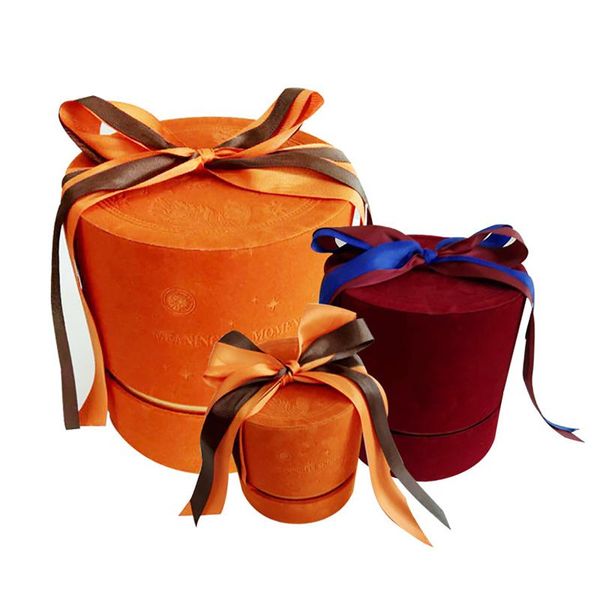 gift wrap round paper box with big ribbon bowknot wedding favors valentine's mother's day holding flowers, chocolates or other gif
gift wrap round paper box with big ribbon bowknot wedding favors valentine's mother's day holding flowers, chocolates or other gif