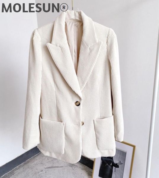 women's suits & blazers woman corduroy velvet blazer lapel collar single breasted patch pockets long sleeves suit 2021 fall winte, White;black
women's suits & blazers woman corduroy velvet blazer lapel collar single breasted patch pockets long sleeves suit 2021 fall winte, White;black