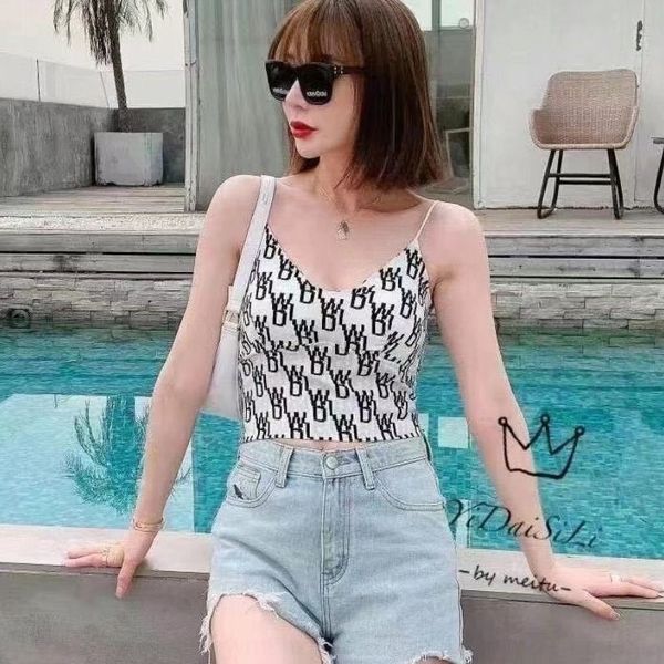 qqj traceless ice silk sling wrapped around women's underwear the chest camisole underwear vestsports back thousand bird lattice rimles, Red;black
qqj traceless ice silk sling wrapped around women's underwear the chest camisole underwear vestsports back thousand bird lattice rimles, Red;black