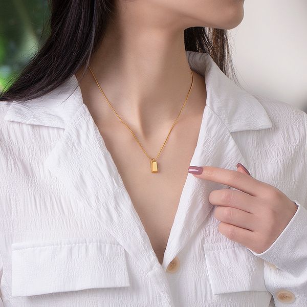 brand necklace 2021small gold bar necklaces bathing colorfast 18k pendant with gold-plate titanium steel clavical, Silver
brand necklace 2021small gold bar necklaces bathing colorfast 18k pendant with gold-plate titanium steel clavical, Silver