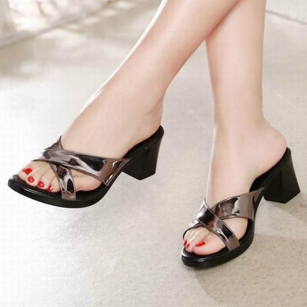 slippers summer fashion women outside leather ladies shoes square heel platform peep toe casual leisure dress party sandals 2021, Black
slippers summer fashion women outside leather ladies shoes square heel platform peep toe casual leisure dress party sandals 2021, Black