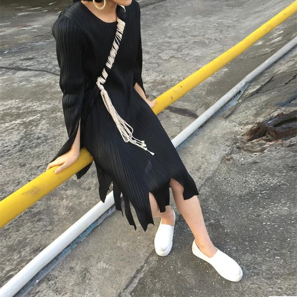 casual dresses miyake pleated dress slim split sleeve long sleeved, Black;gray
casual dresses miyake pleated dress slim split sleeve long sleeved, Black;gray