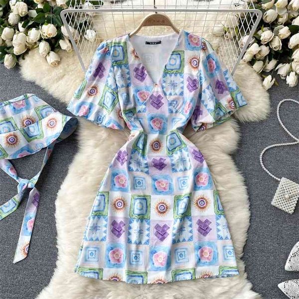 ins fashion holiday style women's dress elegant v-neck butterfly sleeve floral print short summer clothes with hat 210603, Black;gray
ins fashion holiday style women's dress elegant v-neck butterfly sleeve floral print short summer clothes with hat 210603, Black;gray