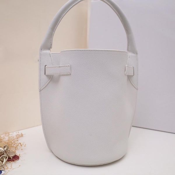 evening bags fashionable lady leather summer barrel handbag solid color leisure shoulder bag hand storage shopping
evening bags fashionable lady leather summer barrel handbag solid color leisure shoulder bag hand storage shopping