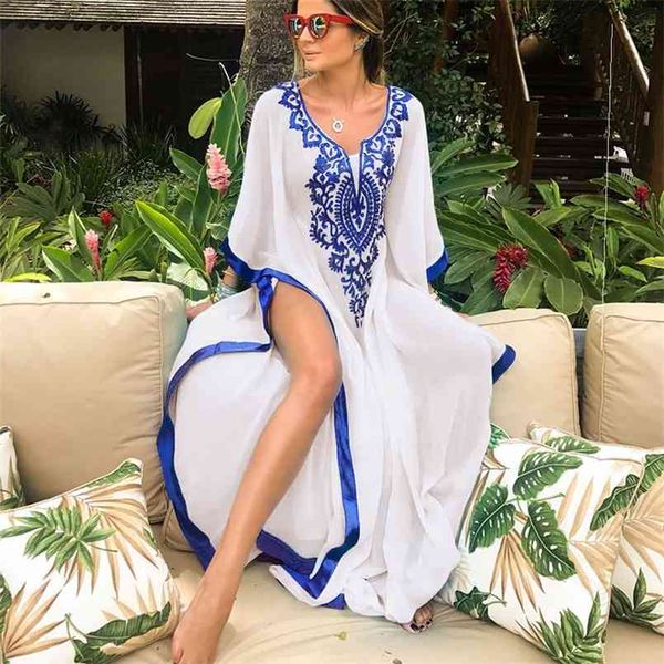 plus size blue embroidered summer beachwear chiffon kaftan beach woman tunic bath dress robe plage swim wear cover up #q7 210722, White;black
plus size blue embroidered summer beachwear chiffon kaftan beach woman tunic bath dress robe plage swim wear cover up #q7 210722, White;black
