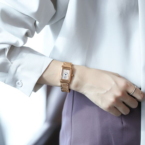 ancient european square watch simple fashion ol temperament square plate waterproof quartz watch minority women's, Slivery;brown
ancient european square watch simple fashion ol temperament square plate waterproof quartz watch minority women's, Slivery;brown