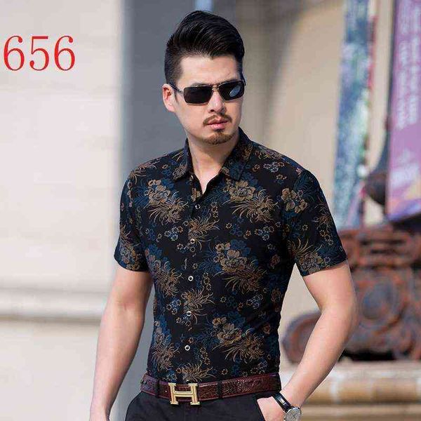 2021 summer short middle-aged and elderly leisure fashion half sleeved flower shirt men's wear, White;black
2021 summer short middle-aged and elderly leisure fashion half sleeved flower shirt men's wear, White;black