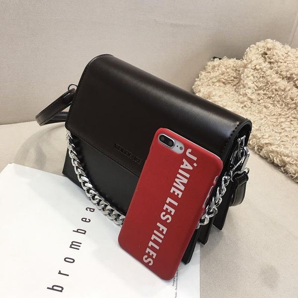 women shoulder bags 2021 summer korean version of the messenger bag handbag chain wild crack printing cross body
women shoulder bags 2021 summer korean version of the messenger bag handbag chain wild crack printing cross body