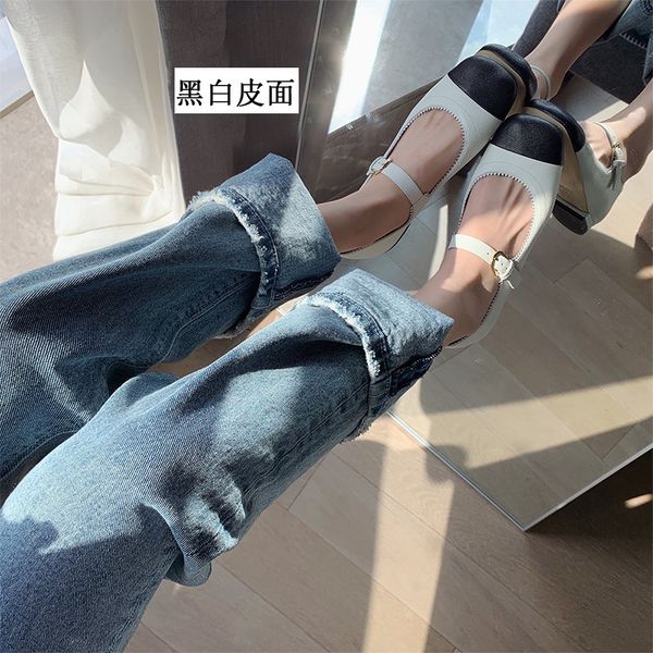 fragrance style square head mary jane women's with one-line buckle color matching flat bottom small leather shoes, Black
fragrance style square head mary jane women's with one-line buckle color matching flat bottom small leather shoes, Black