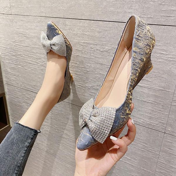 dress shoes 2021 pumps high heels pointed toe crystal clogs on a wedge sandals ladies lace-up shallow mouth all-match latest f, Black
dress shoes 2021 pumps high heels pointed toe crystal clogs on a wedge sandals ladies lace-up shallow mouth all-match latest f, Black
