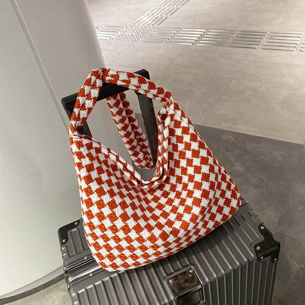japane and korean ins fashion black white lattice shoulder bag large capacity woolen tote bag commuter portable leisure women's
japane and korean ins fashion black white lattice shoulder bag large capacity woolen tote bag commuter portable leisure women's